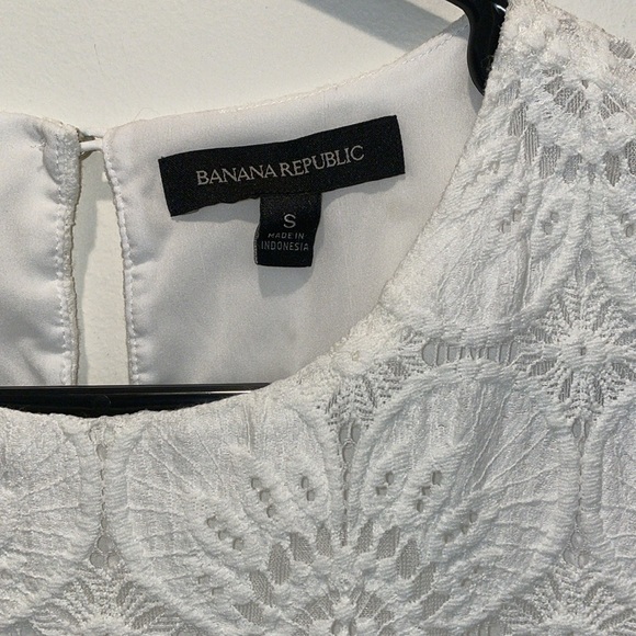 Banana Republic White Lace Tank Top - Picture 3 of 5